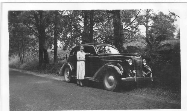 Macedon Barbara 1938 Nash car 1953