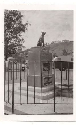 The Dog on the Tuckerbox five miles from Gundgai